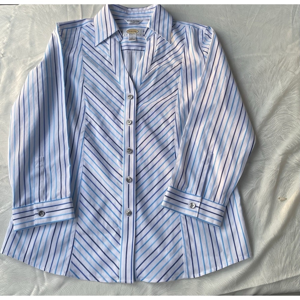 Talbots Y2K Petite Womens Anti-wrinkle Striped Button Down Blue White Shirt SZ 4